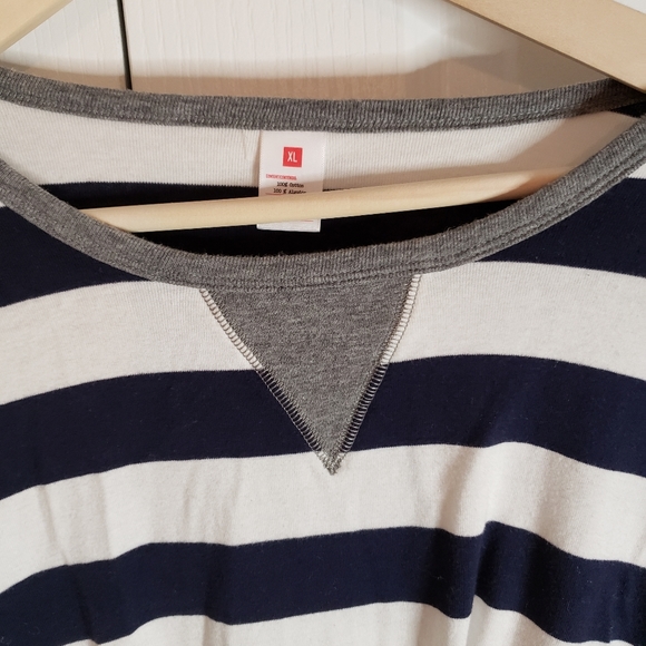 Long sleeve top - Picture 2 of 3